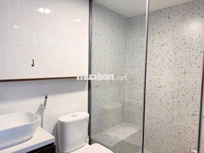 CHO THUÊ HẺM NGUYỄN VĂN TRỖI TÂN BÌNH | 12x15m siêu rộng