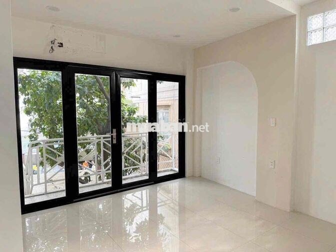 CHO THUÊ HẺM NGUYỄN VĂN TRỖI TÂN BÌNH | 12x15m siêu rộng