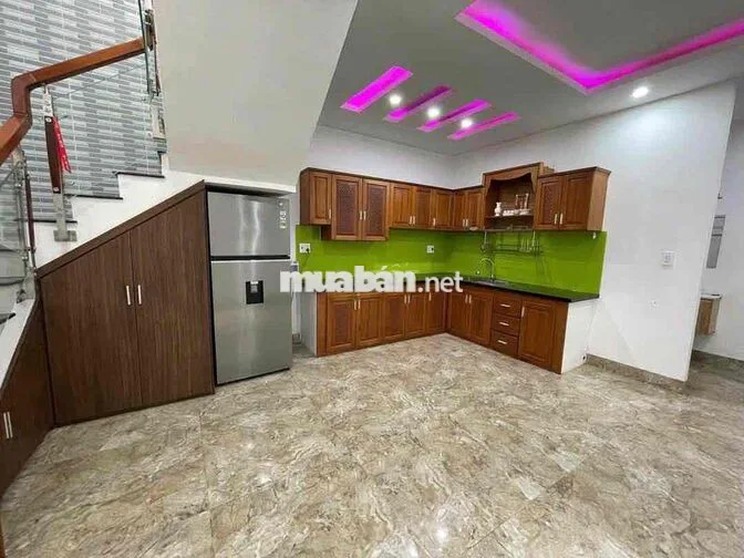 Cho thuê nhà mặt tiền 2 tầng Phạm Xuân Ẩn, sát cầu Nguyễn Tri Phương