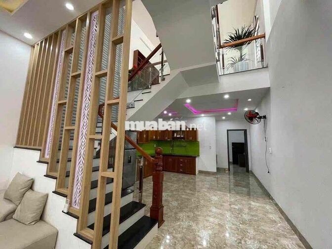 Cho thuê nhà mặt tiền 2 tầng Phạm Xuân Ẩn, sát cầu Nguyễn Tri Phương