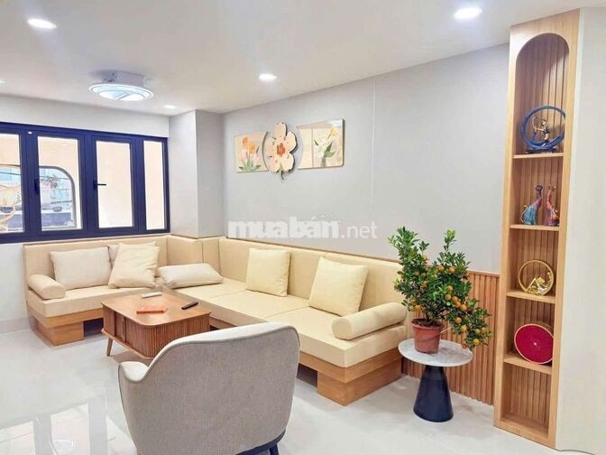 Tân Thắng. Tân Phú. 5 Tâng. 4.1x15m. ô tô. ngủ ngon nhà. chỉ 11 T