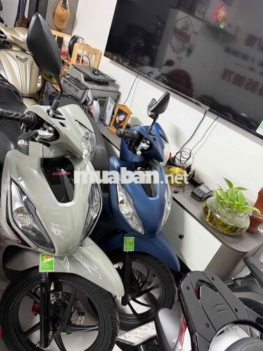 Honda Vision 2024 Xanh nhám Tự động