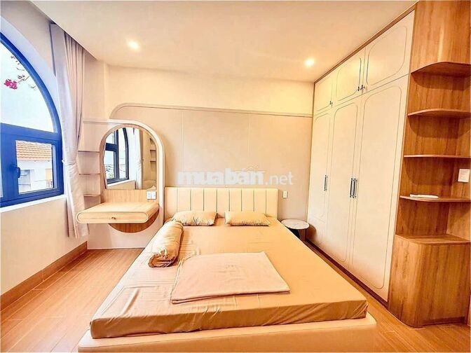 Tân Thắng. Tân Phú. 5 Tâng. 4.1x15m. ô tô. ngủ ngon nhà. chỉ 11 T