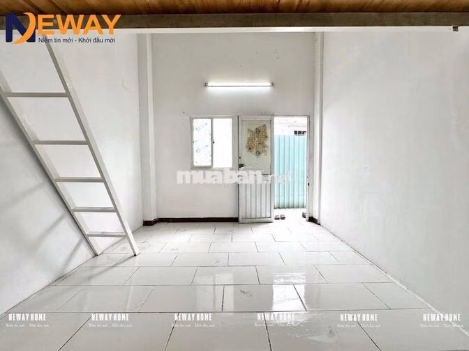 DUPLEX NGAY ĐH CÔNG NGHIỆP CỬA SỔ TRỜI BAN CÔNG ĐI BỘ QUA TRƯỜNG IUH