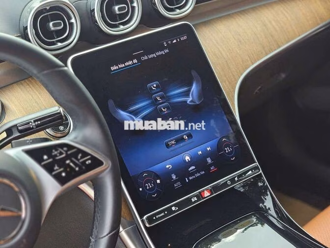 Mercedes-Benz C200 Avantgarde Plus 2023 Đen