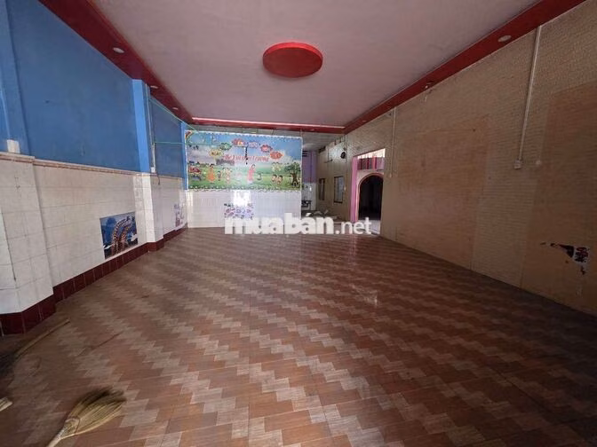 Cho thuê nhà nguyên căn ngã 3 đồng an