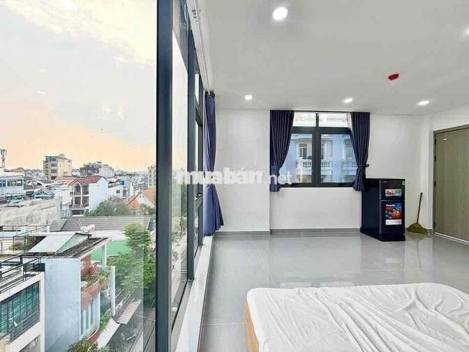 Phòng 35m2_ Studio cửa sổ lớn_ 66 Hoa Hồng ( Phan Xích Long)