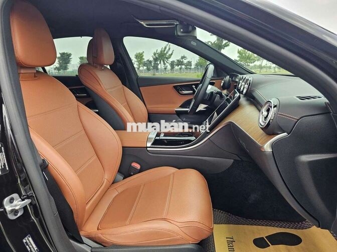 Mercedes-Benz C200 Avantgarde Plus 2023 Đen