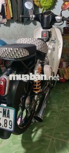 Honda Cub 50cc Trắng, Đen Đã sử dụng