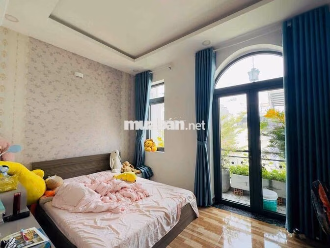 NHÀ KHU VIP_ HẺM 8M_VỈA HÈ 2 BÊN_4x15_5PN_FULL NỘI THẤT