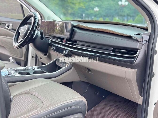 Kia Carnival 2024 Premium 8 chỗ Trắng