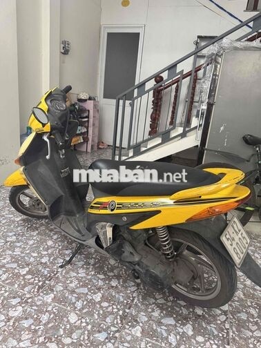 BÁN LẠI XE MÁY TAY GA HONDA CLICK 2008 vàng