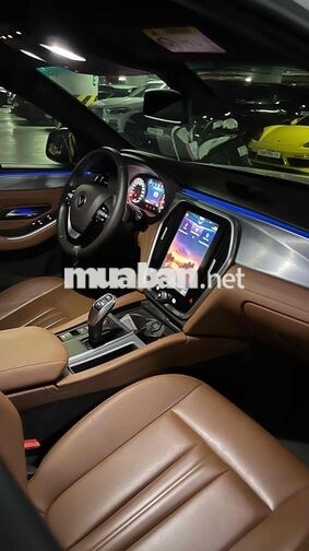 Ít đi chỉ 3 vạn km, Lux A Premium 2021 Trắng