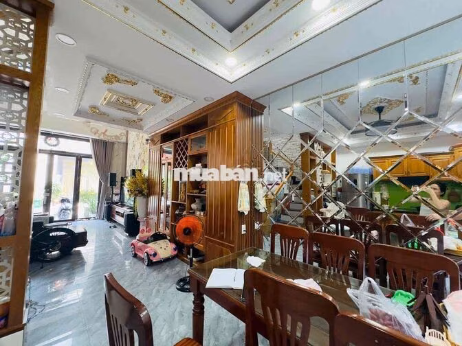 NHÀ KHU VIP_ HẺM 8M_VỈA HÈ 2 BÊN_4x15_5PN_FULL NỘI THẤT