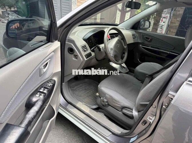 Hyundai Tucson 2009, Xám Tự động Xăng