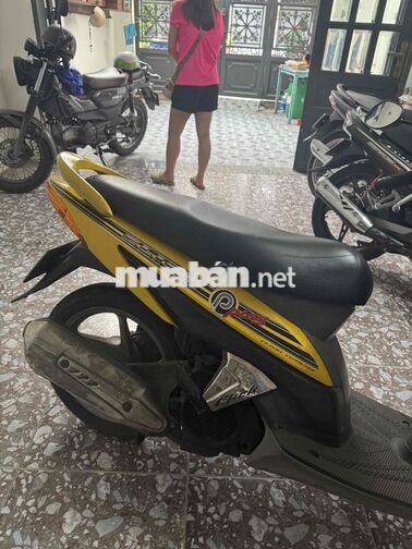 BÁN LẠI XE MÁY TAY GA HONDA CLICK 2008 vàng