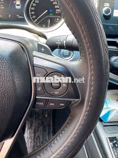 Toyota Camry 2.5Q 2022 Đen Thái Lan