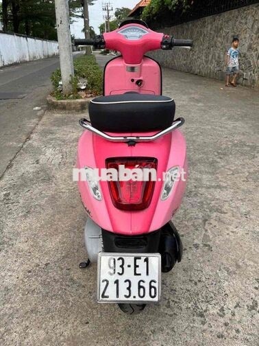 Piaggio Vespa ABS cao cấp màu Hồng