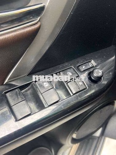Toyota Fortuner 2019 Dầu Tự động Bạc