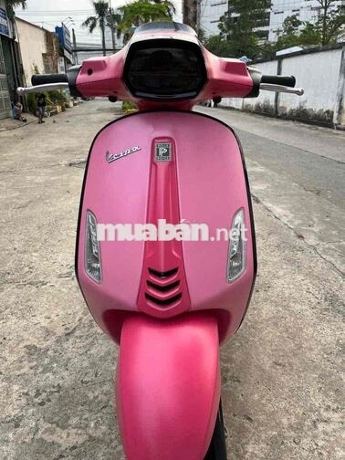 Piaggio Vespa ABS cao cấp màu Hồng