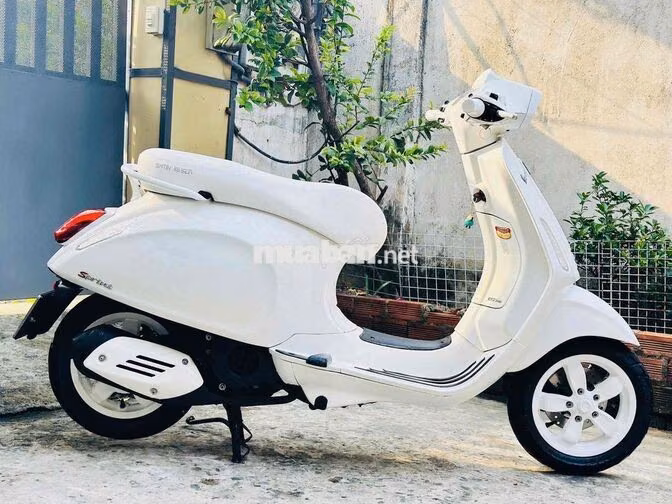 Piaggio Vespa Primavera 125CC 3VAL IE 2015 Trắng