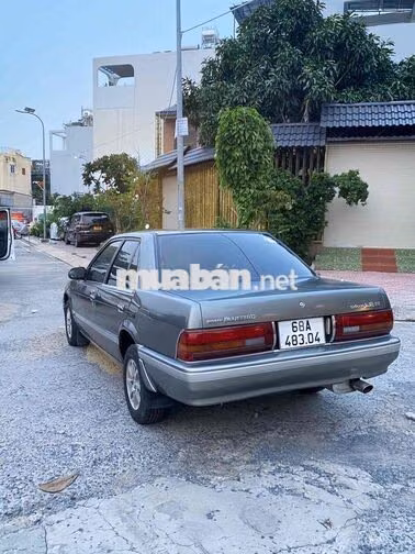 Nissan Bluebird U12 Số sàn Xám 5 chỗ
