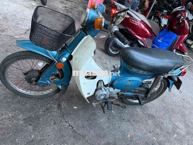 Honda Super Cub 50 Xanh trắng