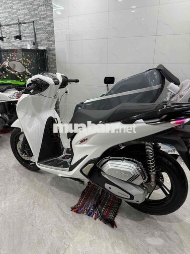 Honda SH 125i 2024 Trắng đen Việt Nam