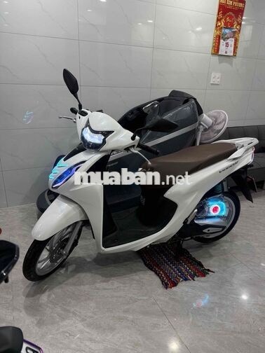 Honda Vision 2024 Trắng đen 7000 km