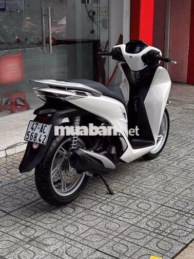 Honda SH 160i ABS 2026 Trắng đen 1k