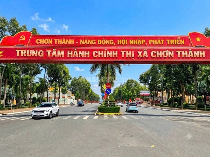 225m2 có sẵn 60 m2 thổ cư giá 795 triệu tại Đường Lê Duẩn mt 24m