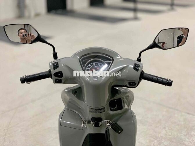 Honda Vision 2025 Xám xi măng odo 13000 km Xe Đẹp
