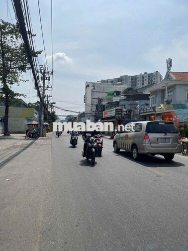 CHO THUÊ NHÀ MẶT TIỀN ĐƯỜNG BẠCH ĐẰNG 12X26M CẤP 4 SUỐT KHU KD ĐÔNG