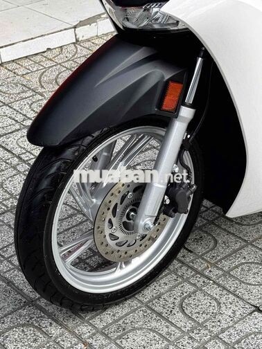 Honda SH 160i ABS 2026 Trắng đen 1k