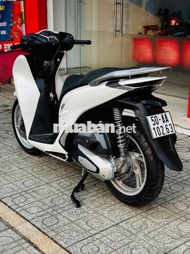 Honda SH 160i ABS 2025 Trắng đen bstp 9 chủ
