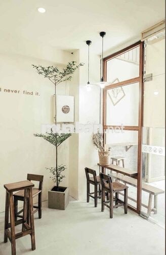 Cho Thuê Nhà Lê Văn Sỹ Quận 3 - 5 Tầng - 7 Phòng - Khu Vip Kinh Doanh