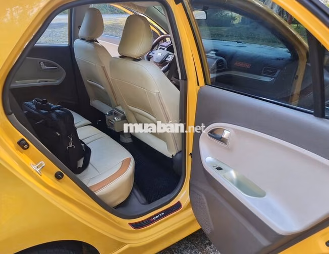 Kia Morning Luxury2020 xe zin đã lên nhiều đồ chơi