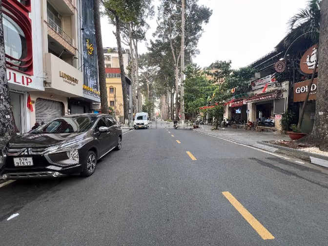 CHUYỂN NHƯỢNG TÀI SẢN DIỆN TÍCH LỚN TIỆN XÂY KHÁCH SẠN ĐƯỜNG SƯƠNG N
