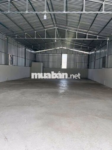 Kho mới gần trường tiểu học Tân Bình, 10x39m = 390m2 giá 9 triệu/tháng