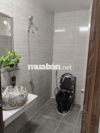 Cho thuê nhà mới hẻm Tỉnh lộ 10 qua Quốc lộ 