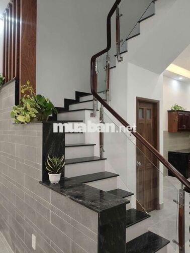 Cho thuê nhà mới hẻm Tỉnh lộ 10 qua Quốc lộ 
