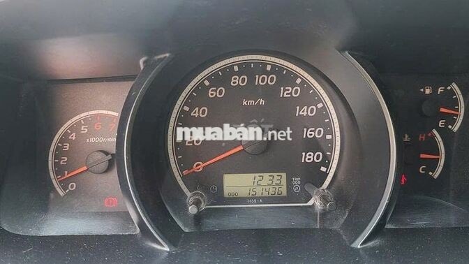 Xe Van Toyota Hiace Máy Xăng 2010 3N/940kg, Xe Đẹp