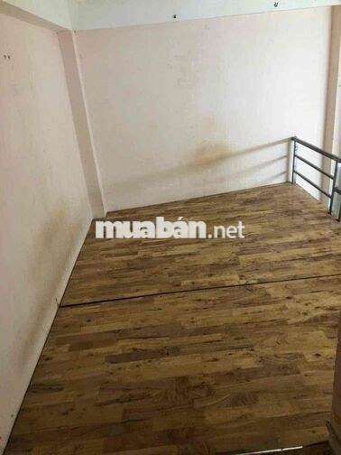 Còn 1 Phòng 1.7tr ở gần công viên cây sộp Đông Hưng Thuận 2
