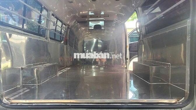Xe Van Toyota Hiace Máy Xăng 2010 3N/940kg, Xe Đẹp