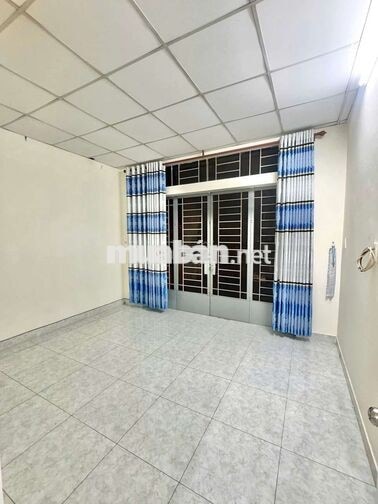 CHO THUÊ NHÀ LÊ VĂN QUỚI - GẦN 4 XÃ - 11 TRIỆU - 3PN - 4×17M - HẺM 8M