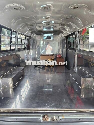 Xe Van Toyota Hiace Máy Xăng 2010 3N/940kg, Xe Đẹp