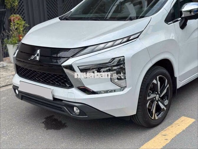 Mitsubishi Xpander Premium 2024 Trắng