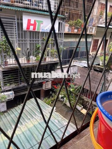 CẦN CHO THUÊ NHÀ TẬP THỂ TẦNG 3