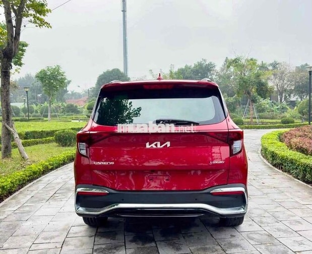 Kia Carens Luxury 2024 Đỏ 7 chỗ Số tự động