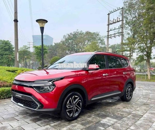Kia Carens Luxury 2024 Đỏ 7 chỗ Số tự động